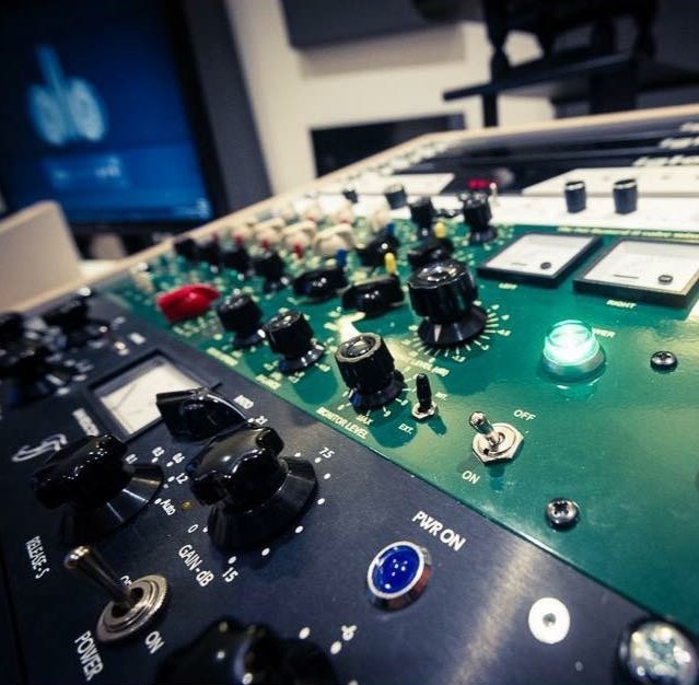 db master pro studio equipment